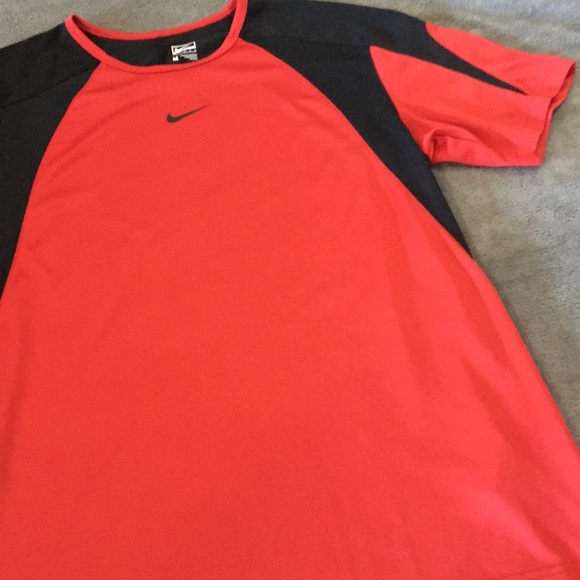 Nike men’s t shirt size M - Picture 4 of 6